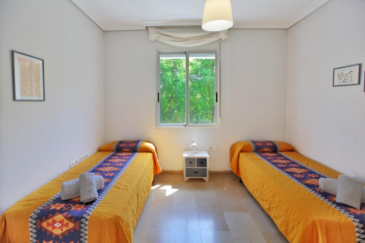Albeniz Apartment Cordoba Ngoại thất bức ảnh
